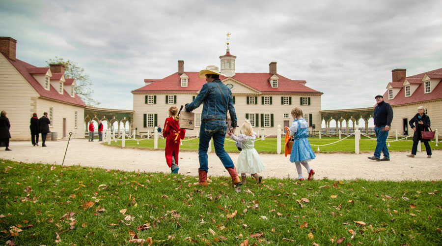 Trick-or-Treating at Mount Vernon