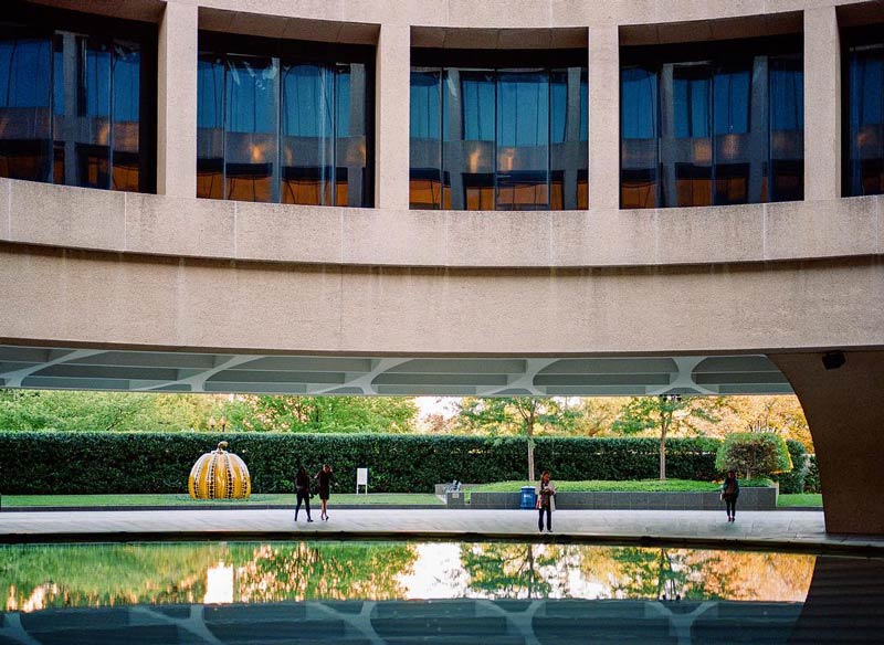 @teamgrayduck - Outside the Smithsonian Hirshhorn Museum at the Sculpture Garden - Free modern art museum on the National Mall in Washington, DC